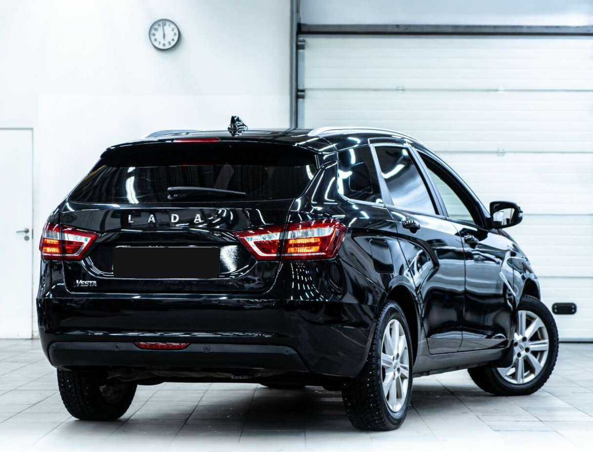 Lada (ВАЗ) Vesta SW, 2020 - фото №3